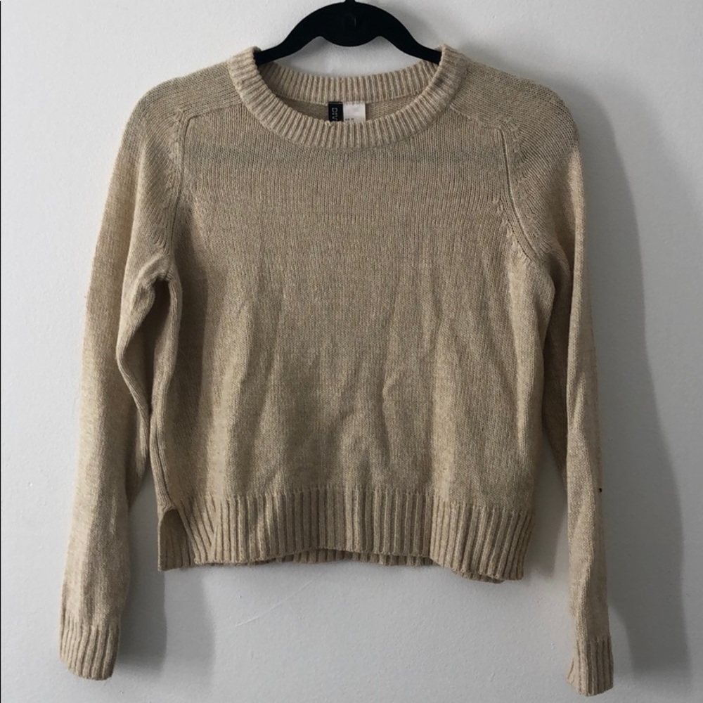 Cropped sweater